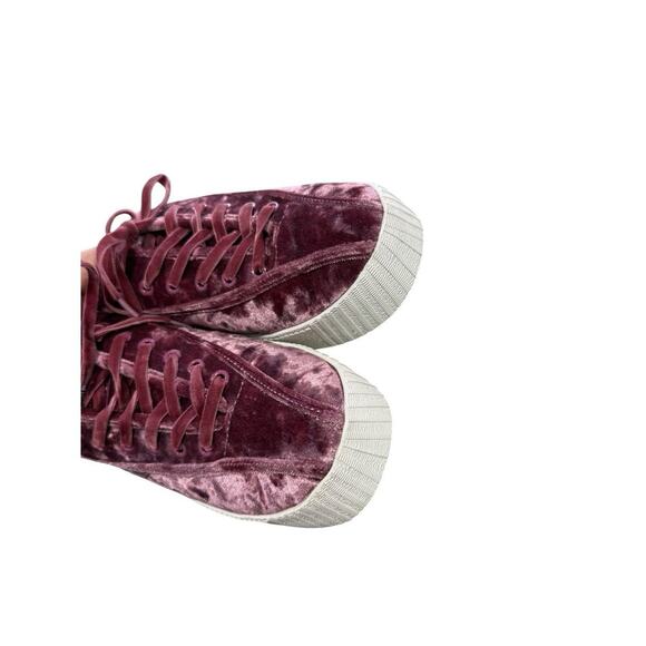 Tretorn Nylite 4 Bold Pink Crushed Velvet Low-Top Platform Sneaker Sz 9.5 Shoes - Picture 6 of 8